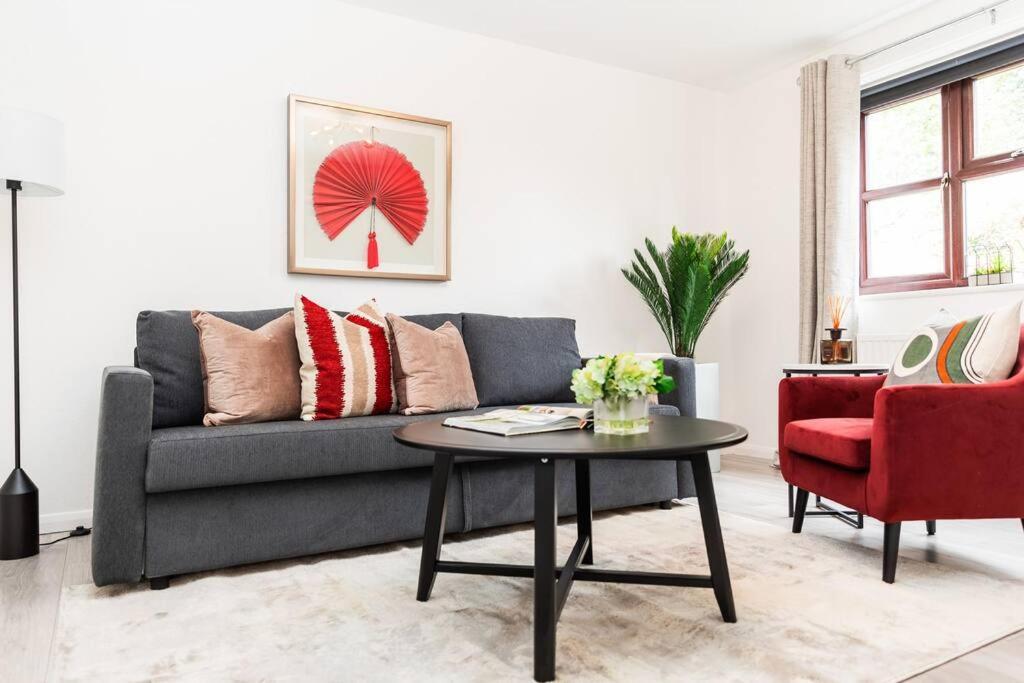 Cosy Decorated Flat In Tonbridge Apartment Exterior foto